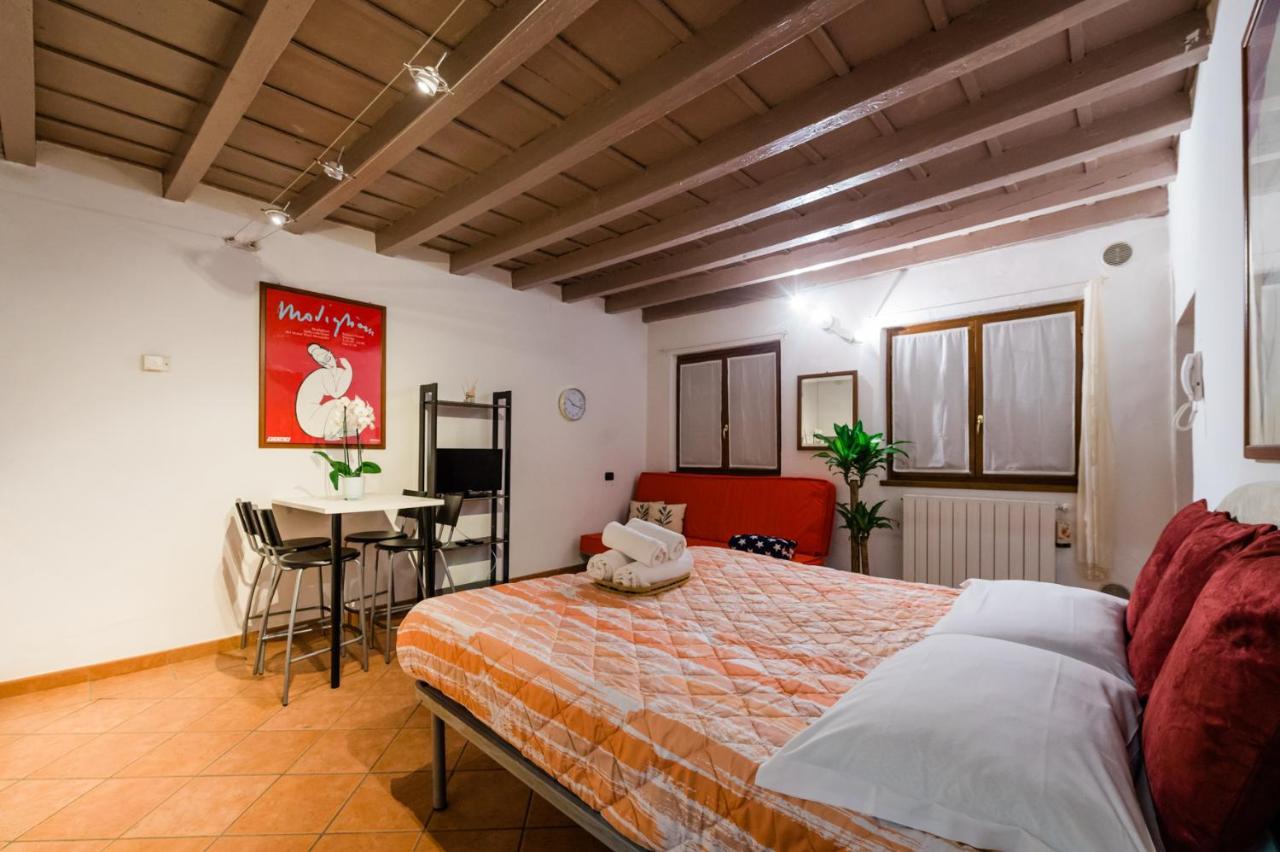 Old Town Square Apartment Bergamo Exterior photo